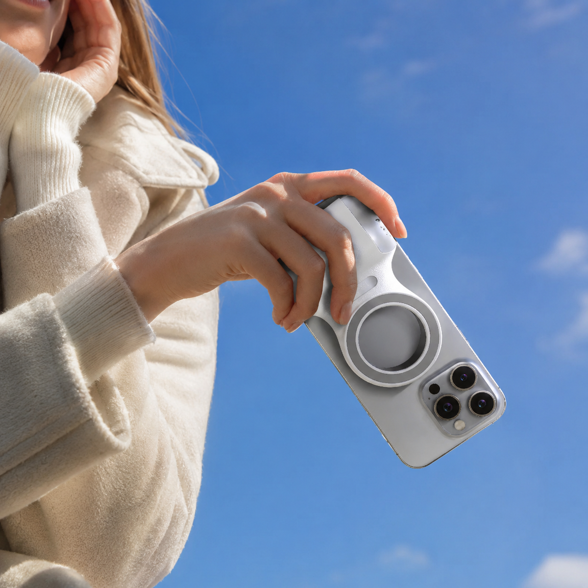 Magnetic Phone Camera Grip with Bluetooth Shutter