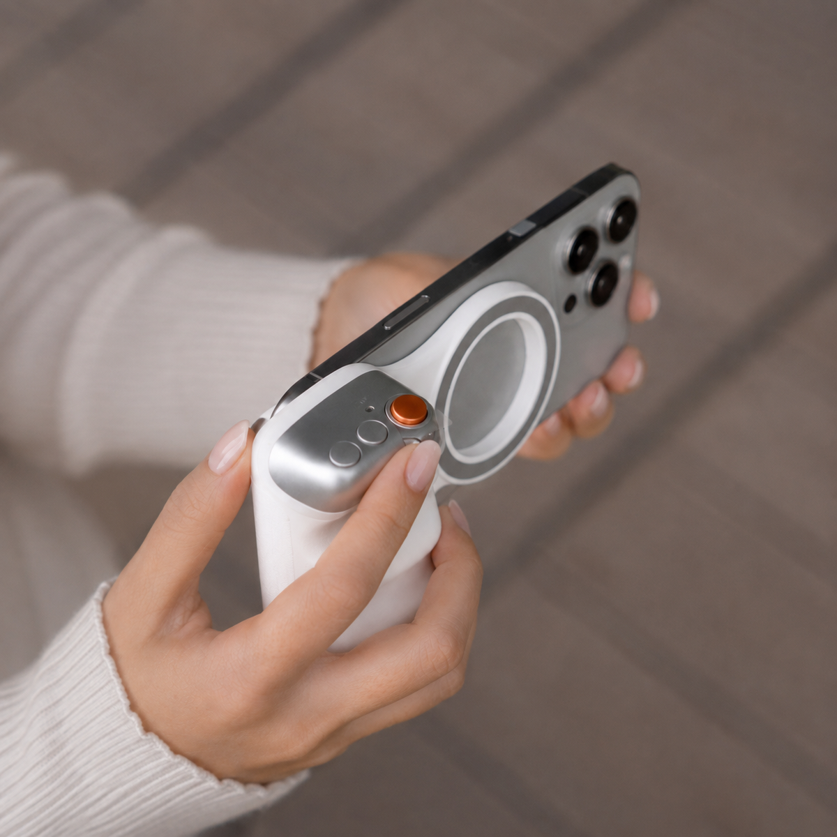 Magnetic Phone Camera Grip with Bluetooth Shutter